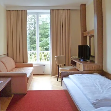 Hotel Dermuth – Sonnengrund 4*